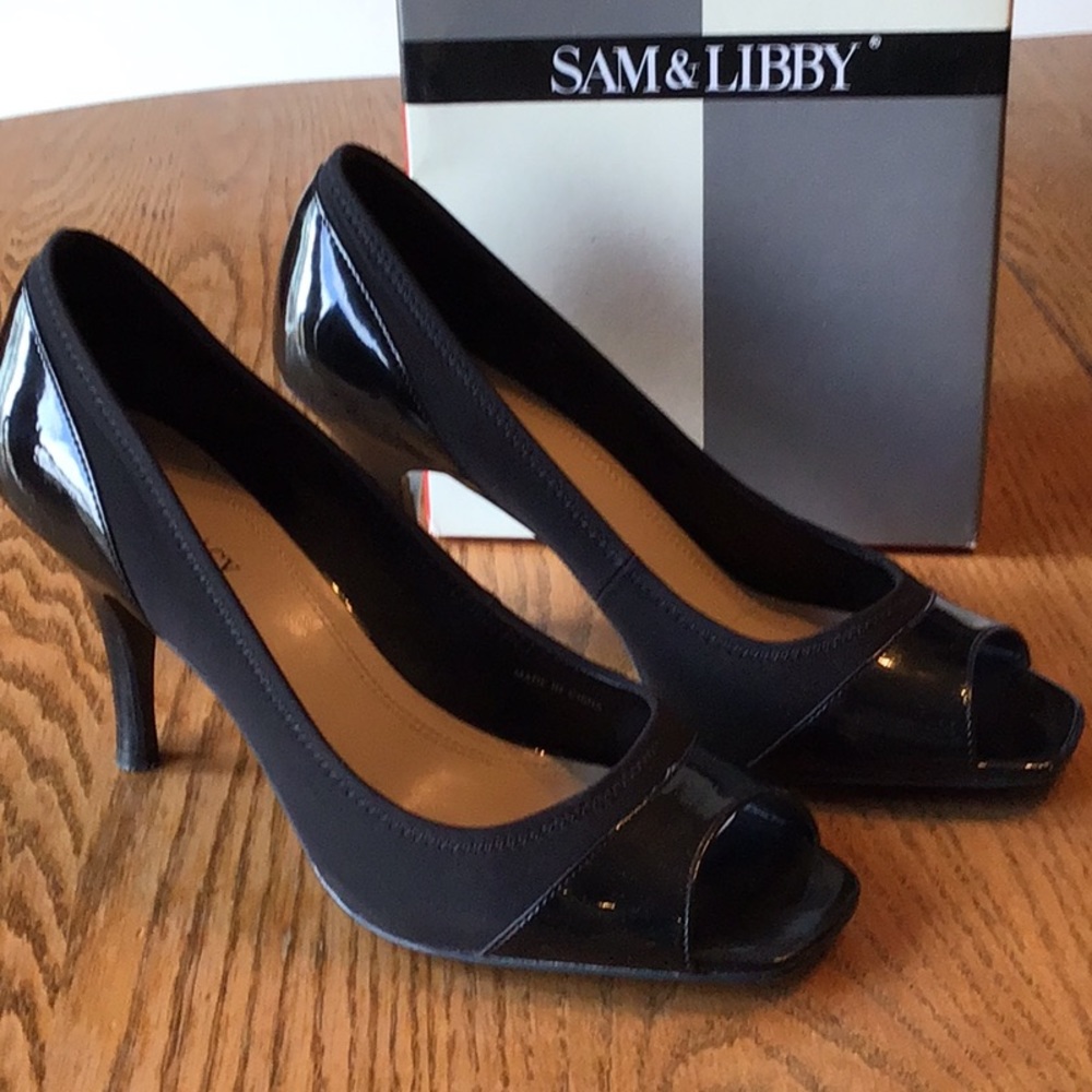 Women’s Shoes